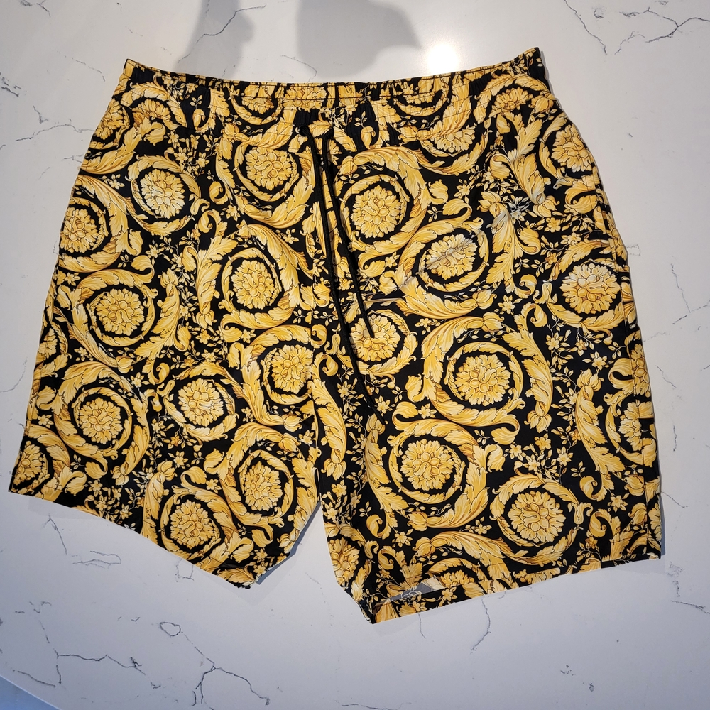 Versace Baroque Print Shorts New With Tags and Versace Pouch!